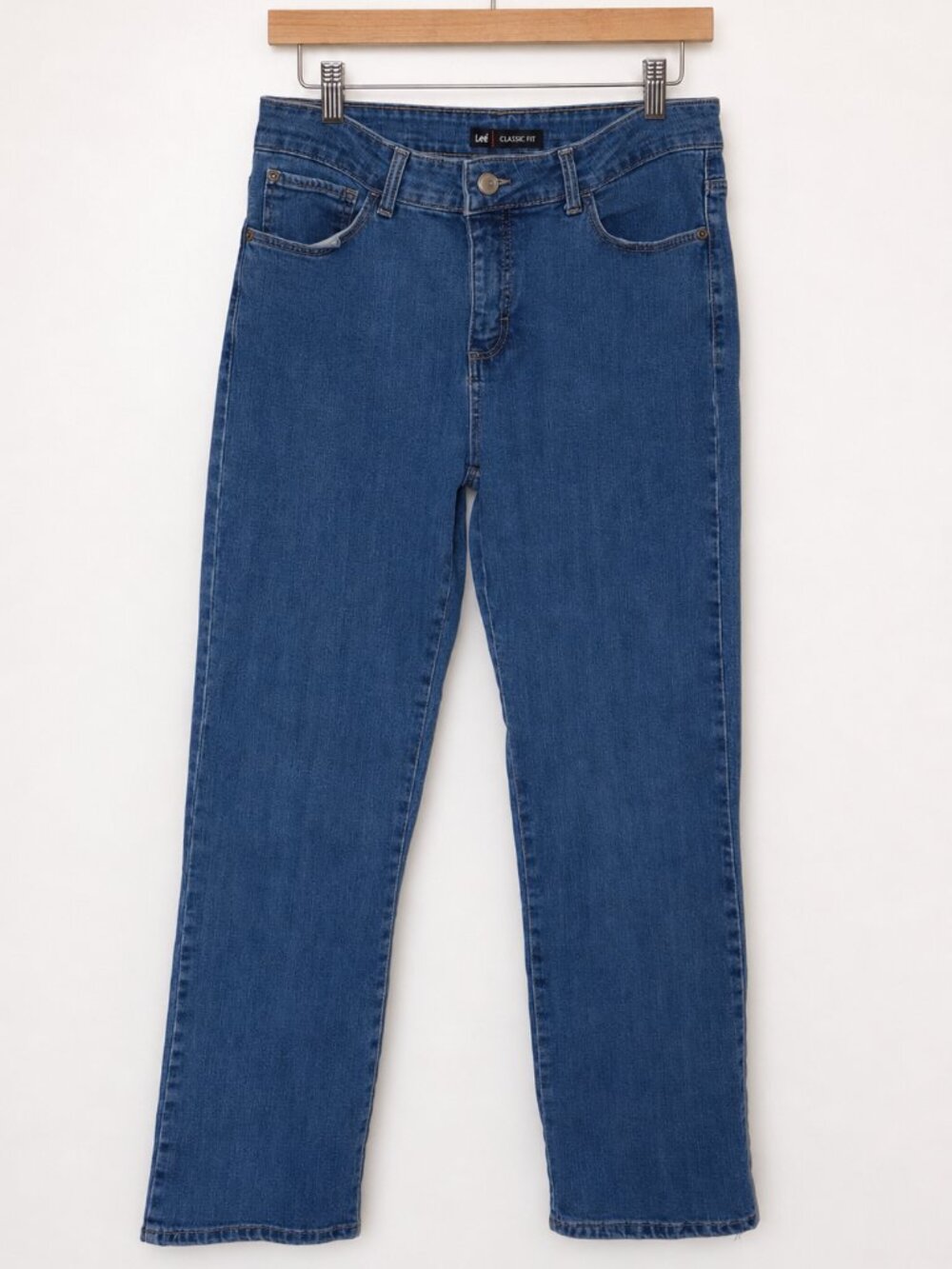 Lee Classic Fit Mid Rise Straight Leg Jeans Women's 8 Petite Medium Wash